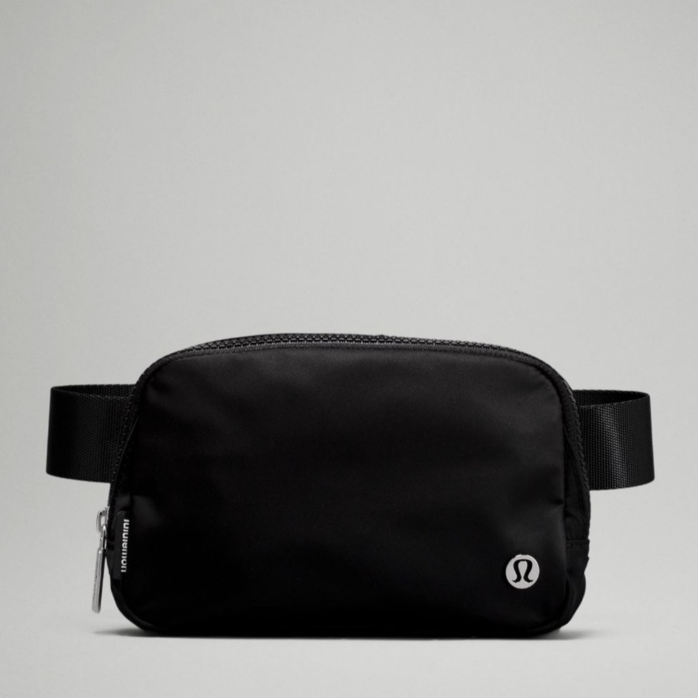 Lululemon belt bag 1L